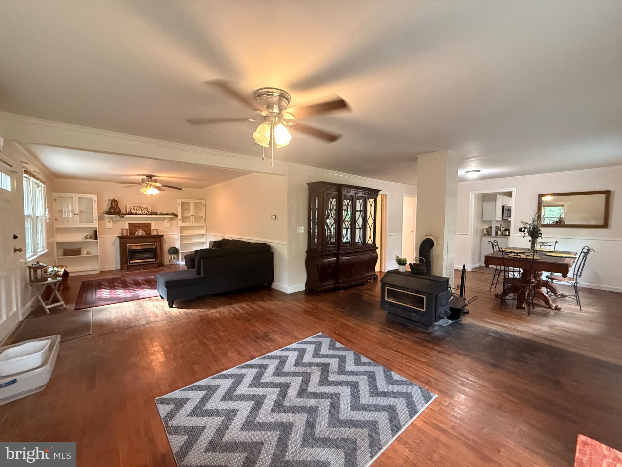 17400 Hudson Road Culpeper, VA 22701 - Photo 8 of 23 Spacious living area with cozy charm.