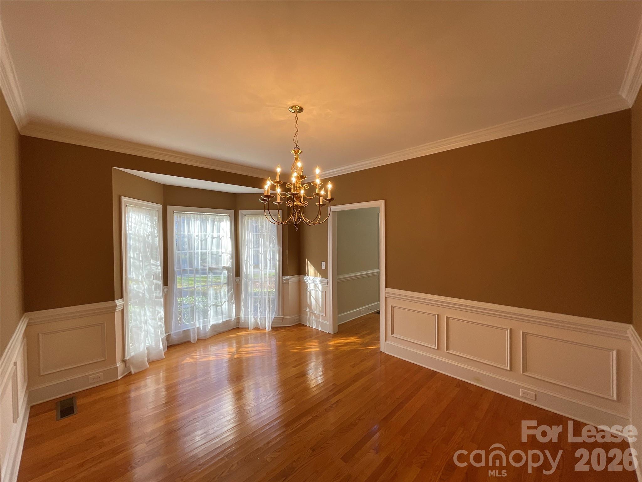 3602 French Woods Road Charlotte, NC 28269 - Photo 4 of 24