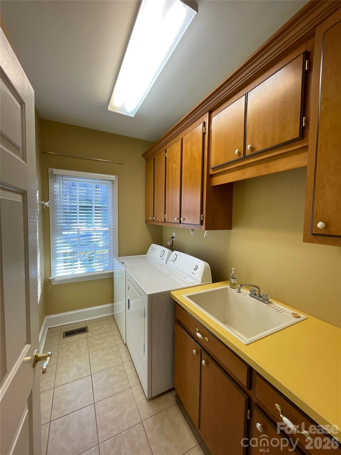 3602 French Woods Road Charlotte, NC 28269 - Photo 10 of 24