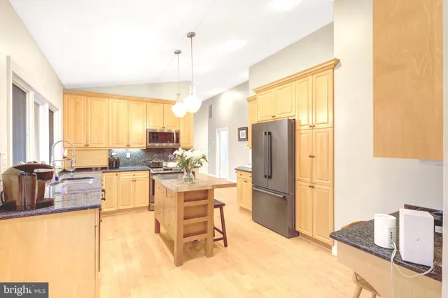 $8,500 | 10809 Nicholsridge Road, Great Falls, VA 22066