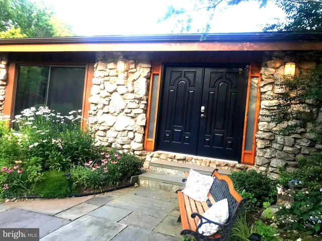 a view of entrance front of house