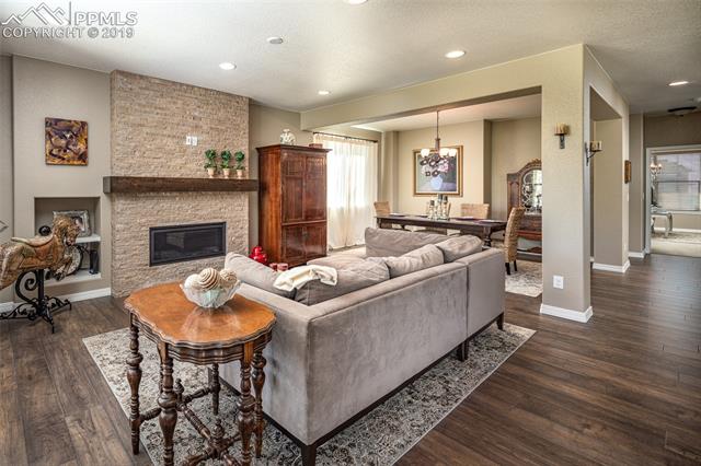 2056 Ruffino Drive Colorado Springs, CO 80921 - Photo 9 of 40