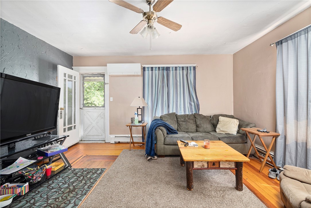 421 Old River Road Lincoln, RI 02838 - Photo 12 of 17 Gallery Image 12