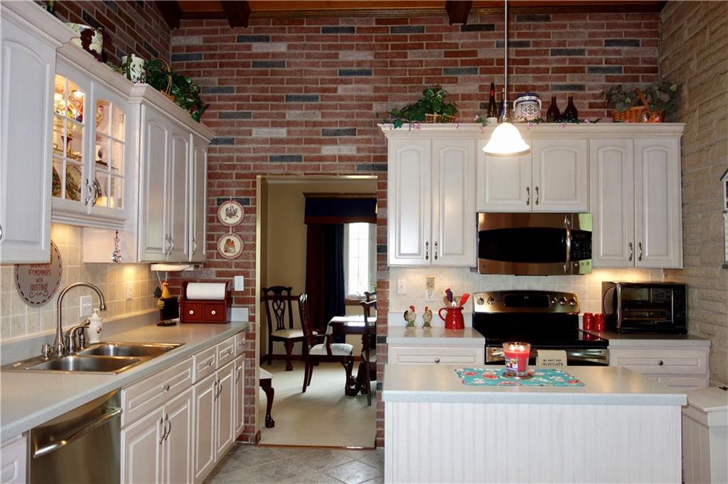 505 Moninger Road Washington, PA 15301 - Photo 7 of 25