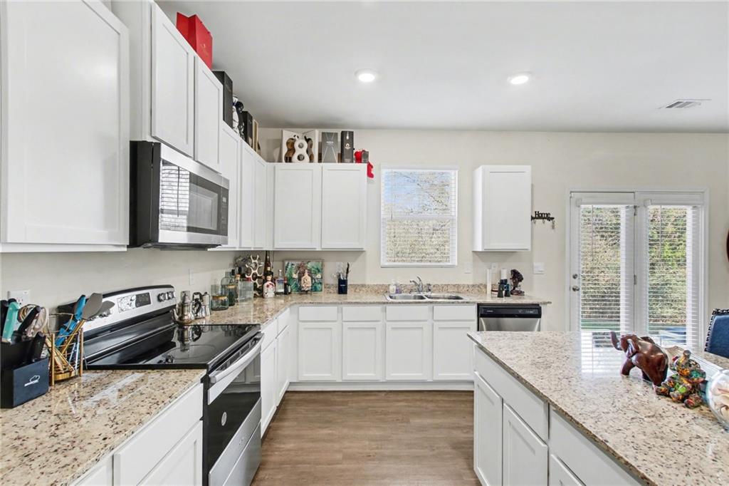 367 Hughes Lane Pendergrass, GA 30567 - Photo 10 of 29