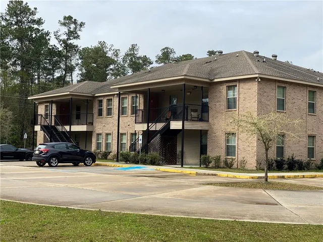 $950 | 440 South Military Road, Unit 4, Slidell, LA 70461