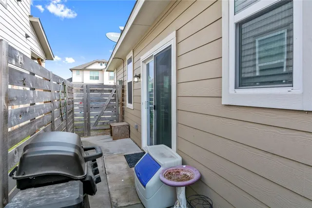 $1,950 | 727 Speckled Alder Drive, Pflugerville, TX 78660