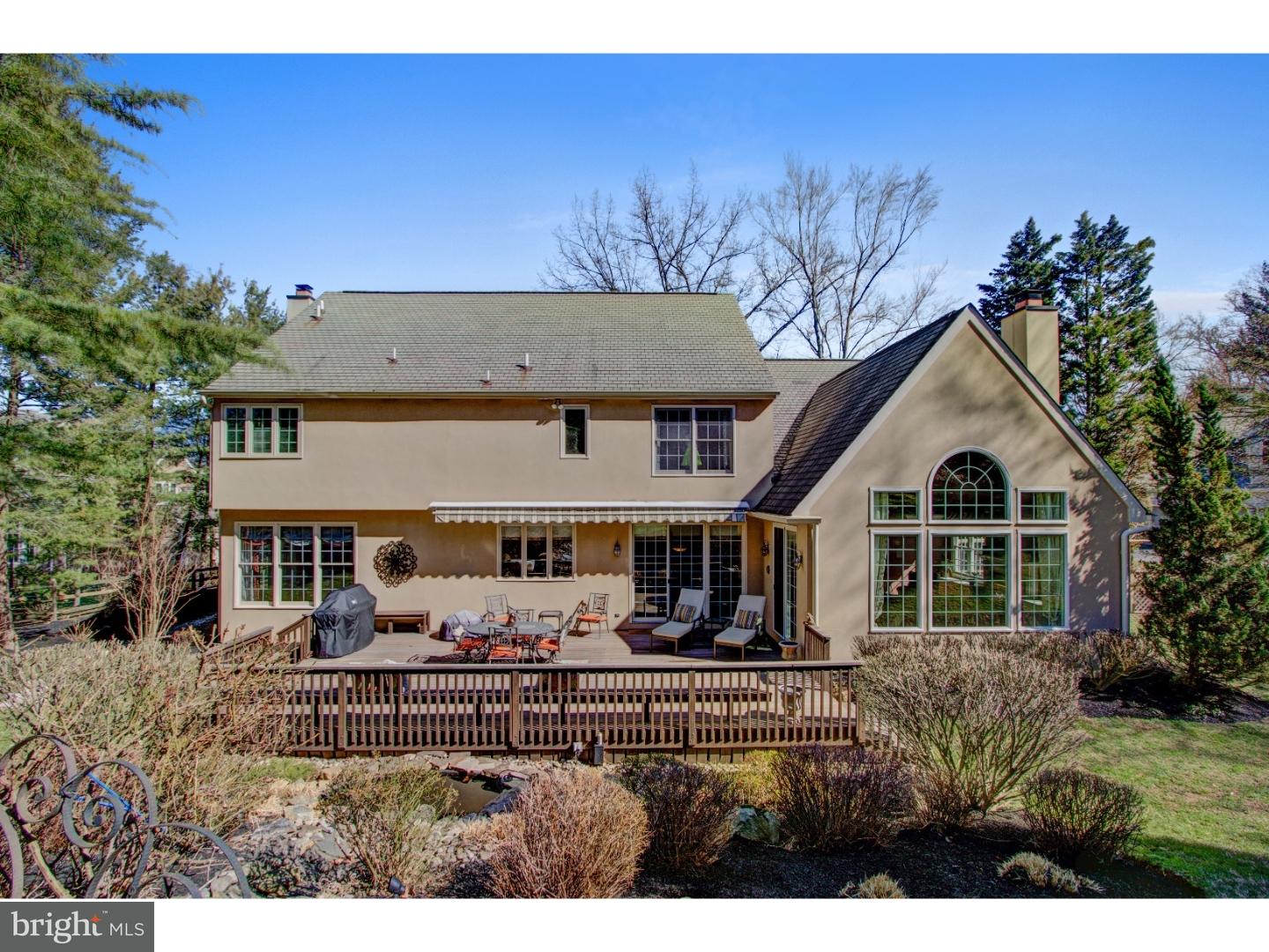 708 Strawbridge Lane Wayne, PA 19087 - Photo 3 of 25 Exterior Back