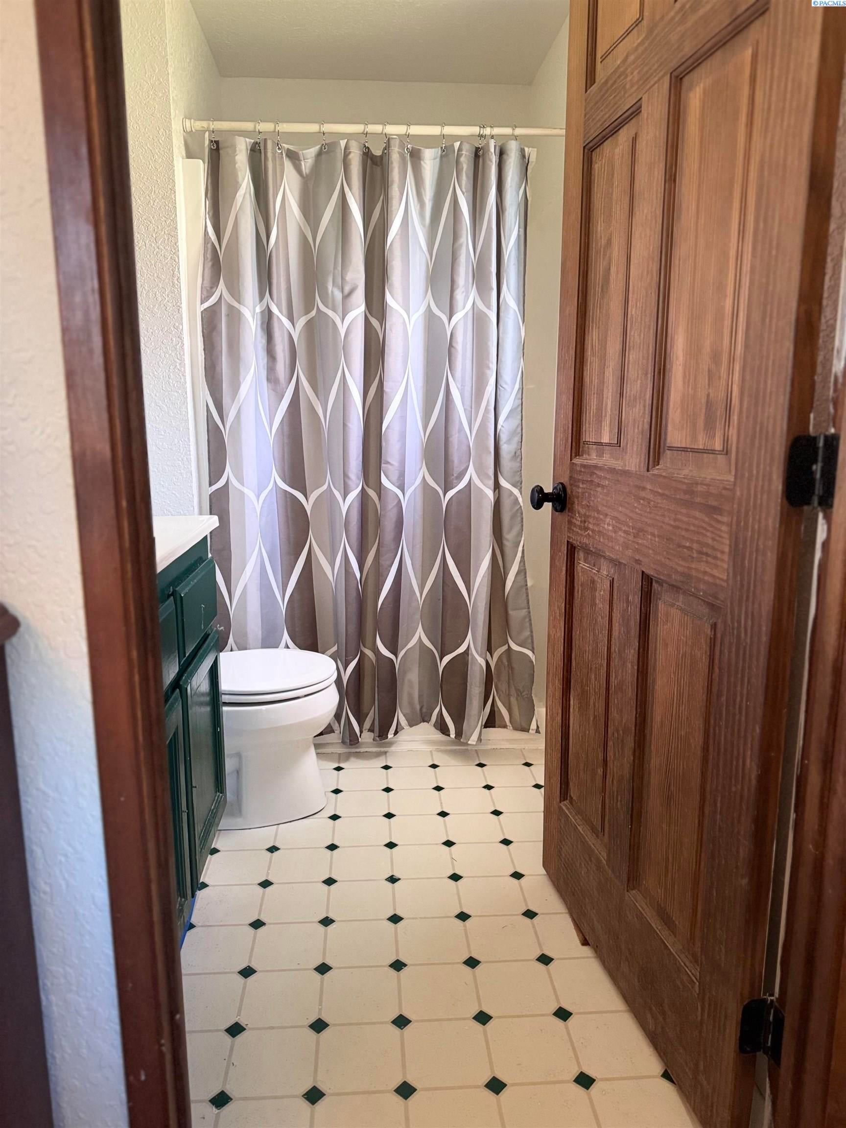 5904 South Toro Road Kennewick, WA 99338 - Photo 25 of 37 Gallery Image 25