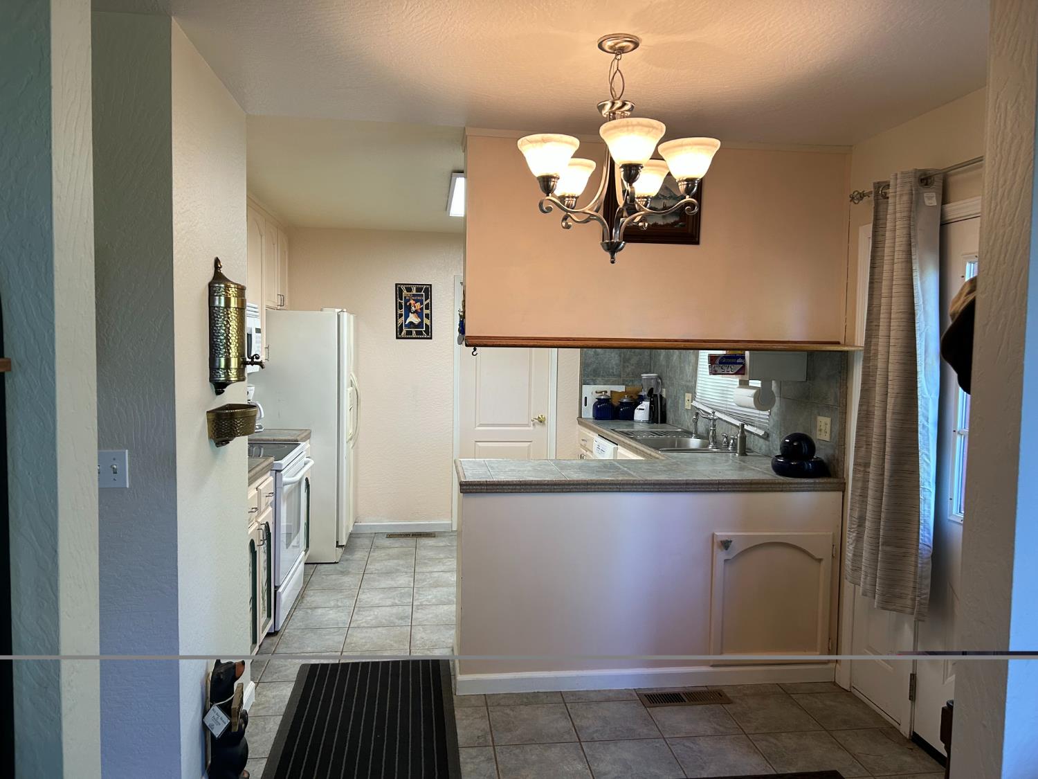 5883 Black Quartz Road Murphys, CA 95247 - Photo 7 of 31 Gallery Image 7