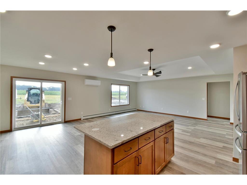 404 11th Street Southeast Freeport, MN 56331 - Photo 4 of 18