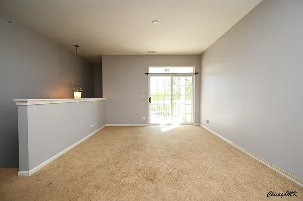 $1,850 | 2225 Aurora Drive, Unit 23, Pingree Grove, IL 60140