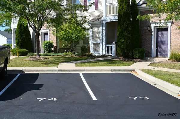 $1,850 | 2225 Aurora Drive, Unit 23, Pingree Grove, IL 60140