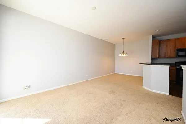 $1,850 | 2225 Aurora Drive, Unit 23, Pingree Grove, IL 60140