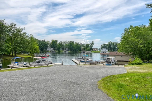 $559,999 | 126 Hickory Lane, Bumpass, VA 23024