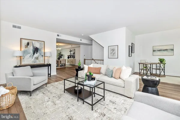 $2,850 | 709 B Iron Frg Road, Unit 29, Frederick, MD 21702