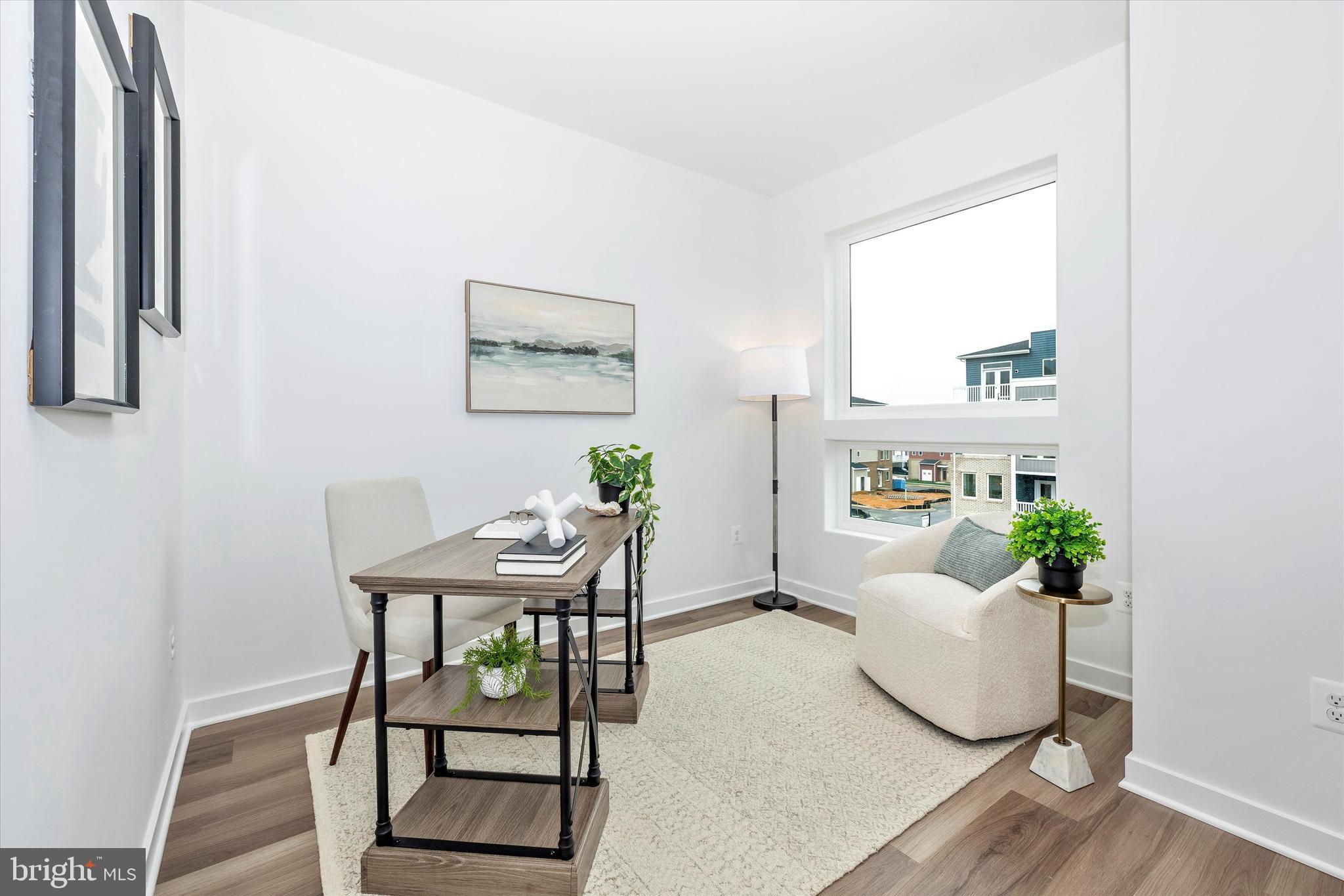 709 B Iron Frg Road, Unit 29 Frederick, MD 21702 - Photo 16 of 29 Main level office nook.