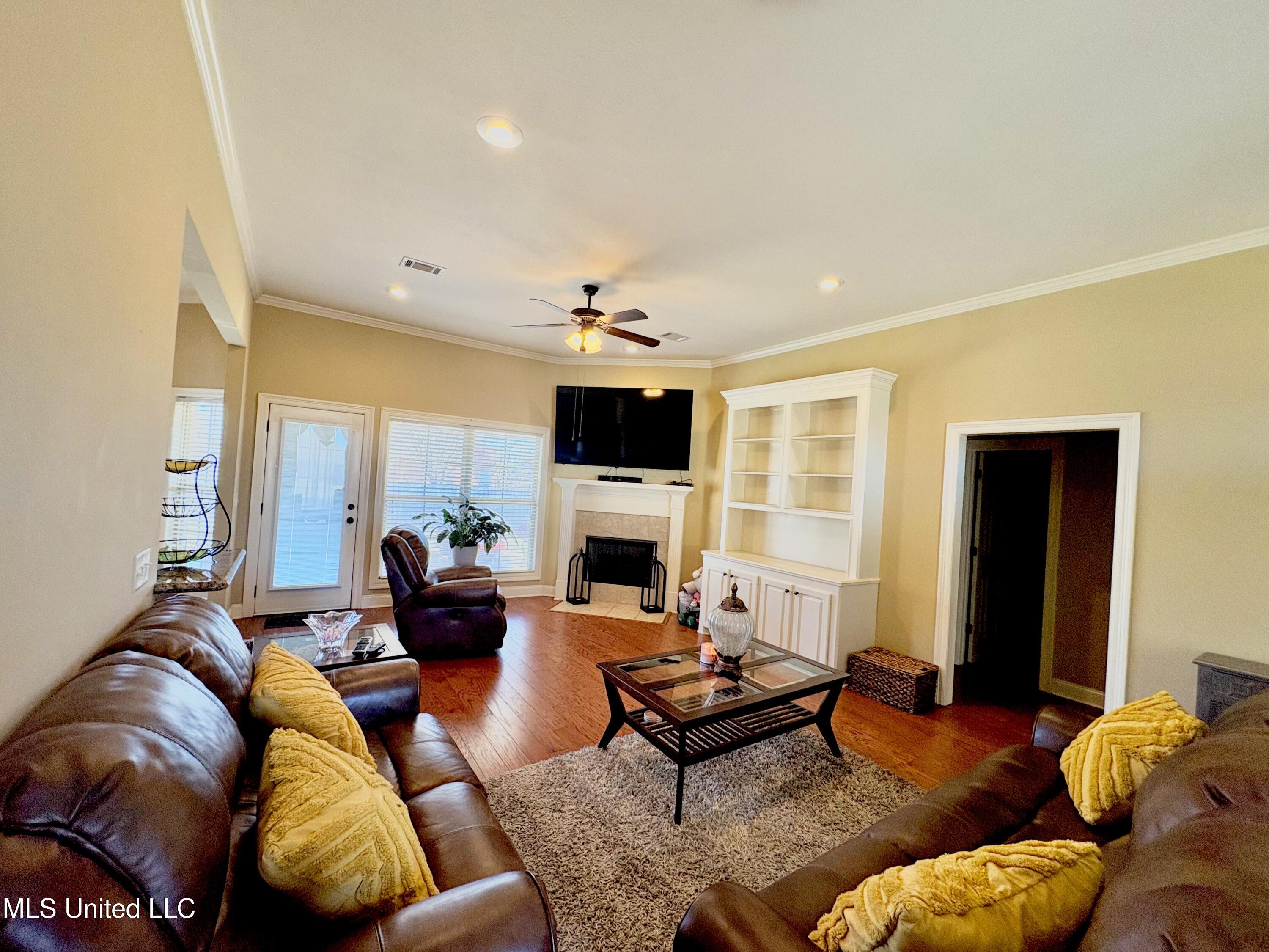 104 Northwind Drive Madison, MS 39110 - Photo 4 of 29 Living Room