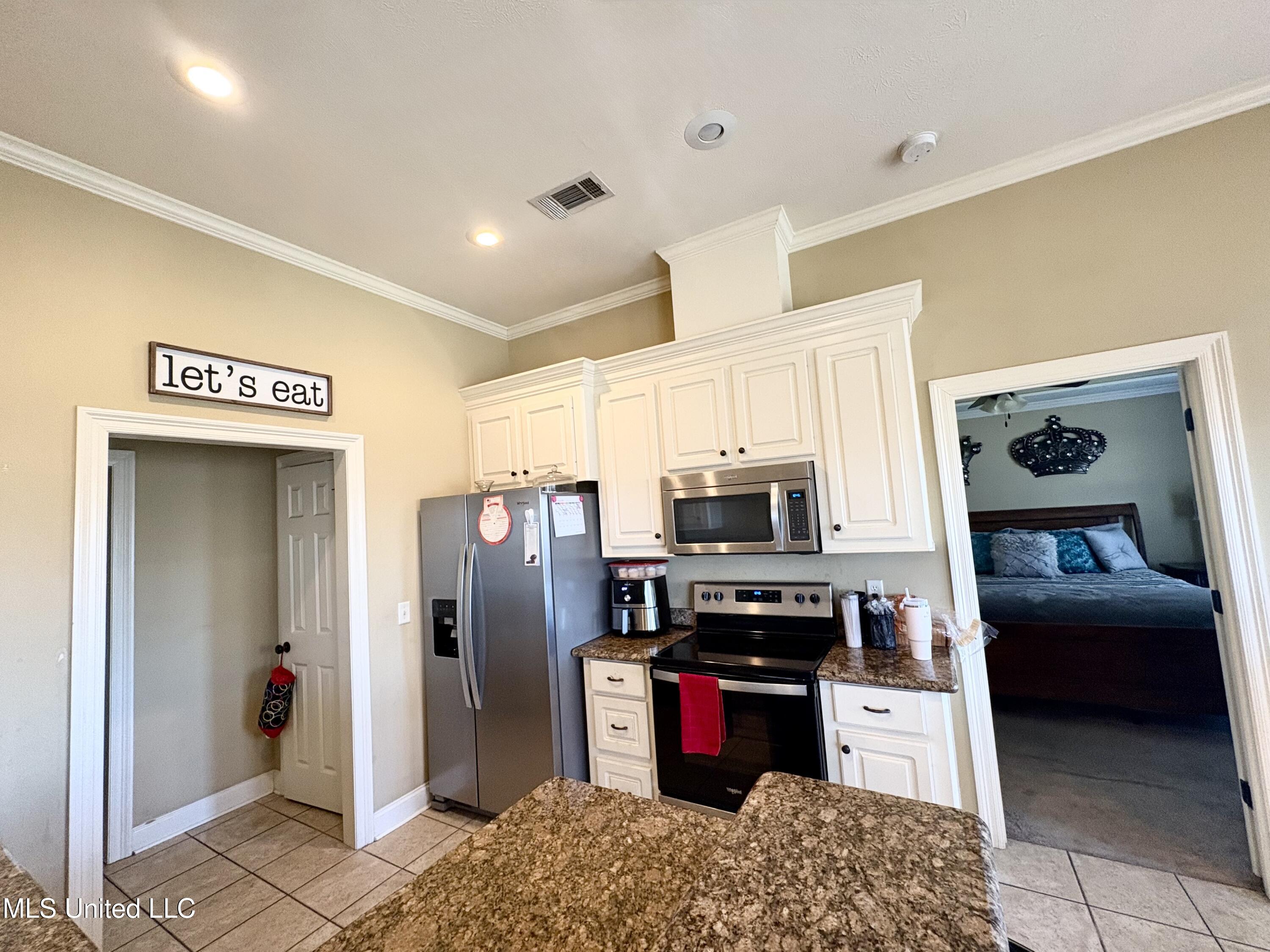 104 Northwind Drive Madison, MS 39110 - Photo 9 of 29 IMG_1623