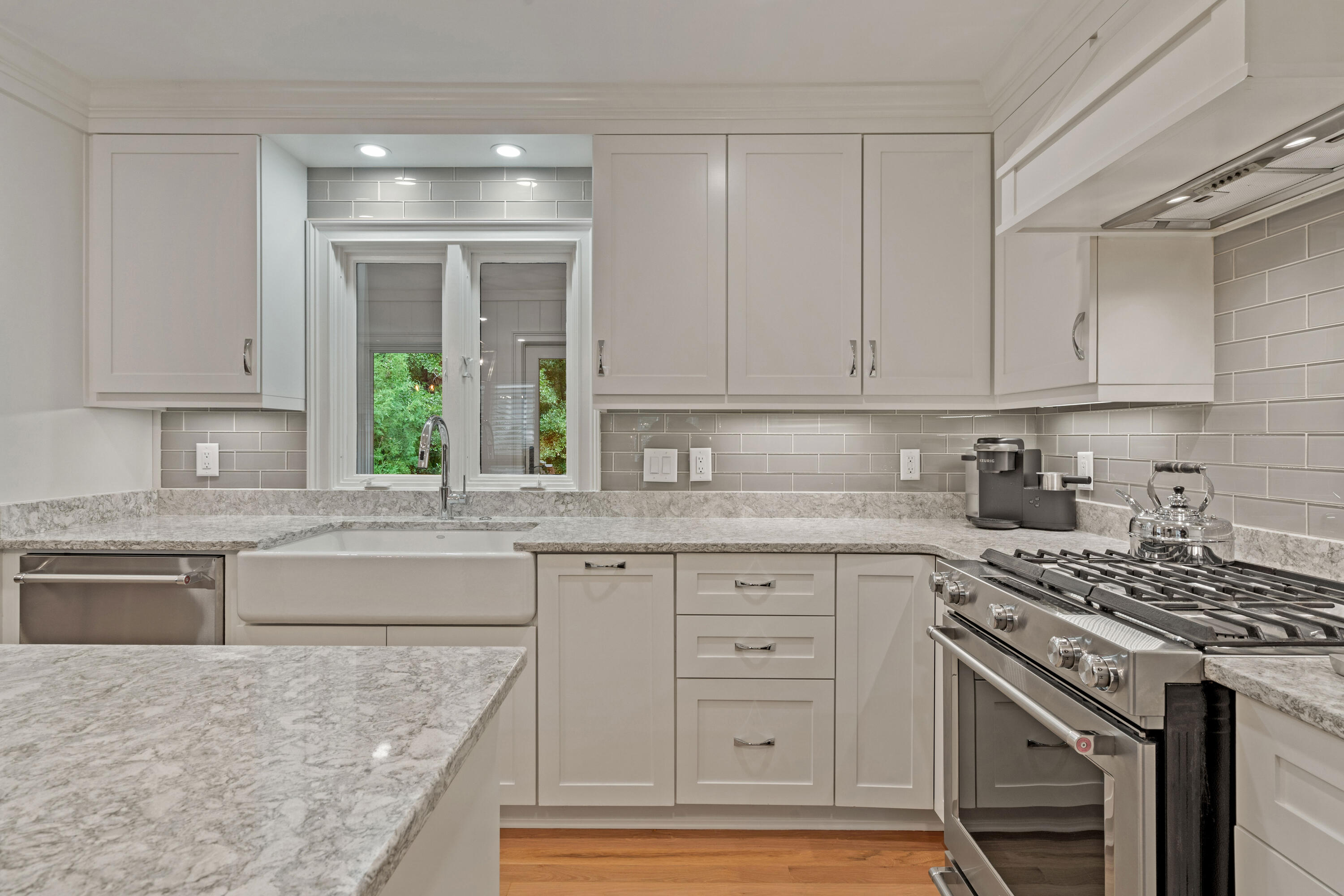 590 Oyster Rake Kiawah Island, SC 29455 - Photo 10 of 77 DEK00250