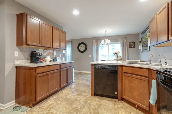 $289,900 | 7058 Hidden Green Circle, Fox Lake, IL 60020