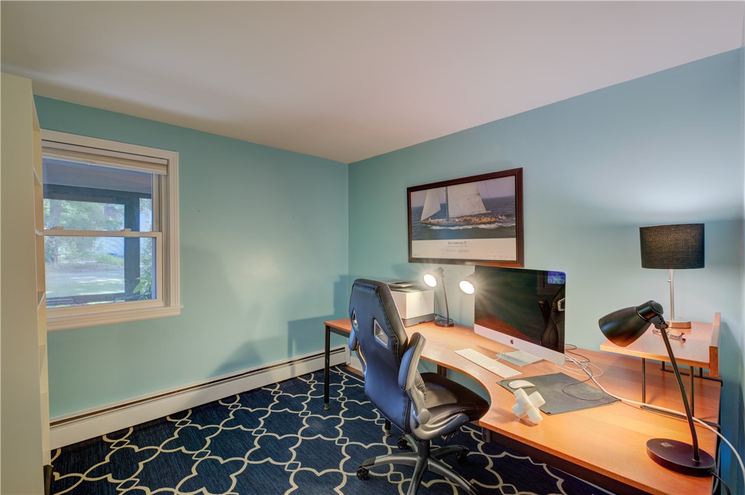 19 Hazelton Road Barrington, RI 02806 - Photo 17 of 32
