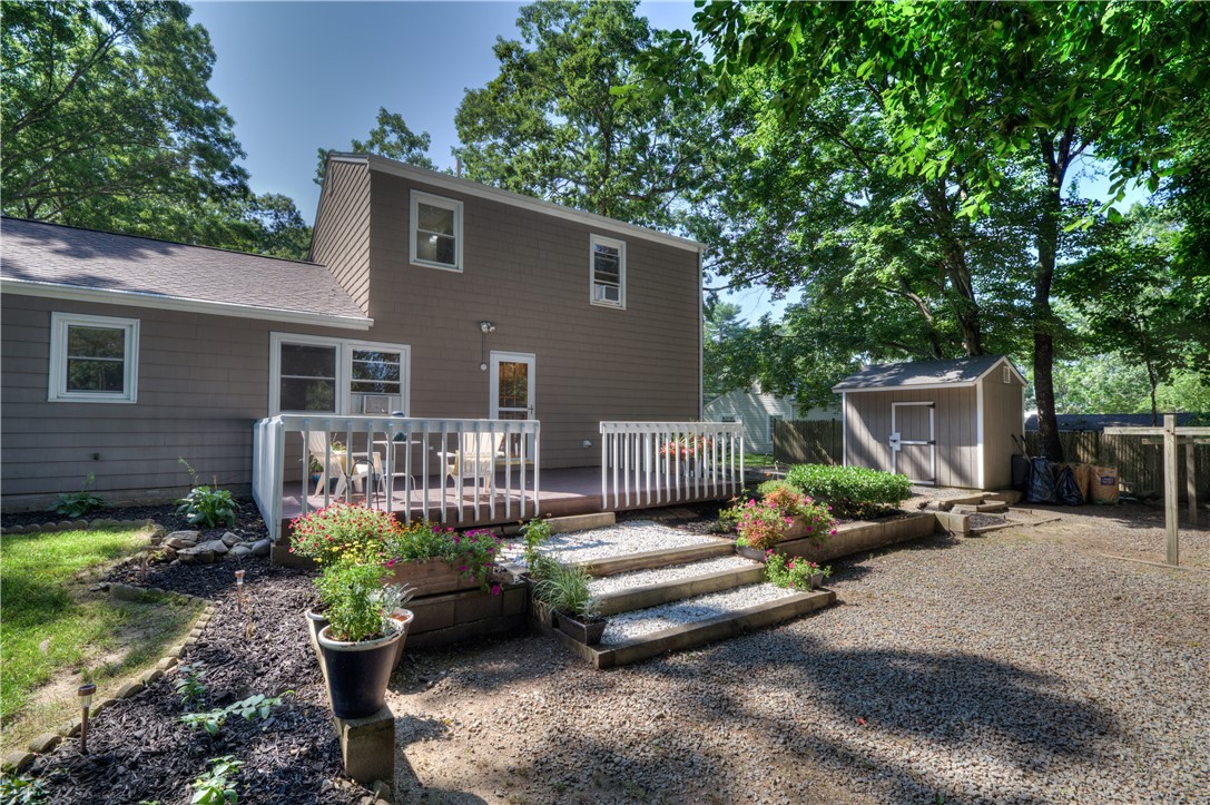 19 Hazelton Road Barrington, RI 02806 - Photo 29 of 32