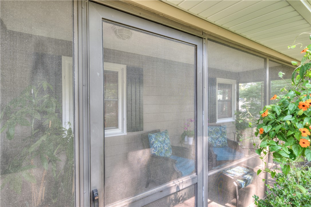 19 Hazelton Road Barrington, RI 02806 - Photo 6 of 32