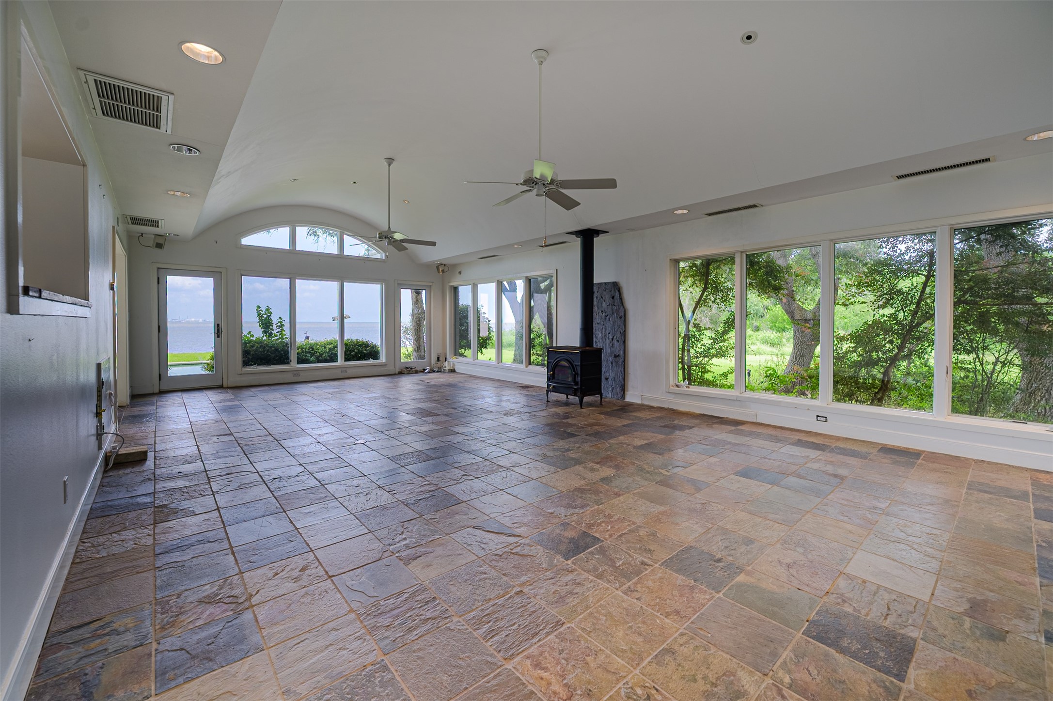 1700 South Virginia Street Port Lavaca, TX 77979 - Photo 25 of 49