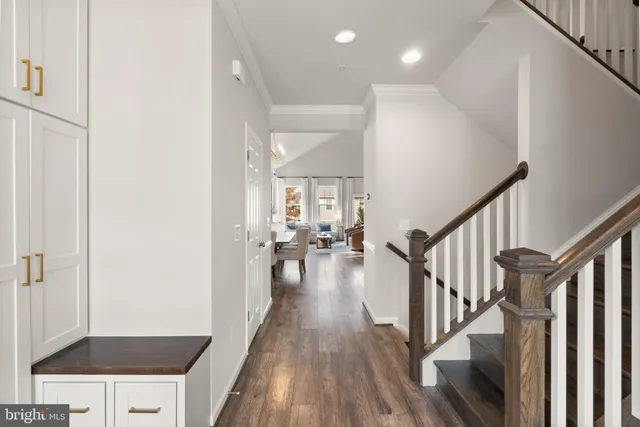 $800,000 | 2760 Cockspur Lane, Dumfries, VA 22026