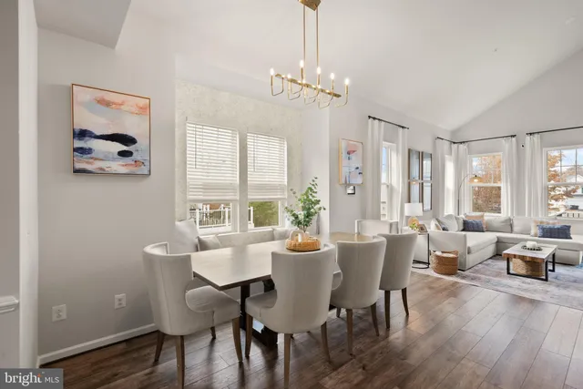 $800,000 | 2760 Cockspur Lane, Dumfries, VA 22026