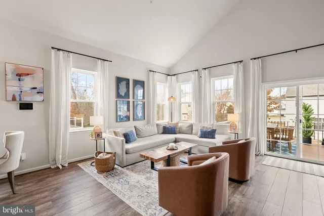 $800,000 | 2760 Cockspur Lane, Dumfries, VA 22026