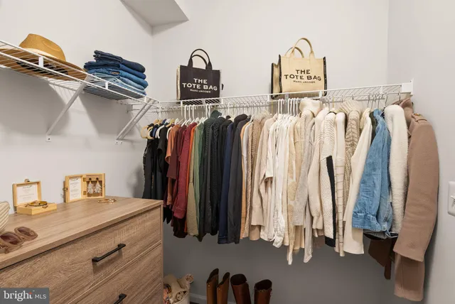 $800,000 | 2760 Cockspur Lane, Dumfries, VA 22026