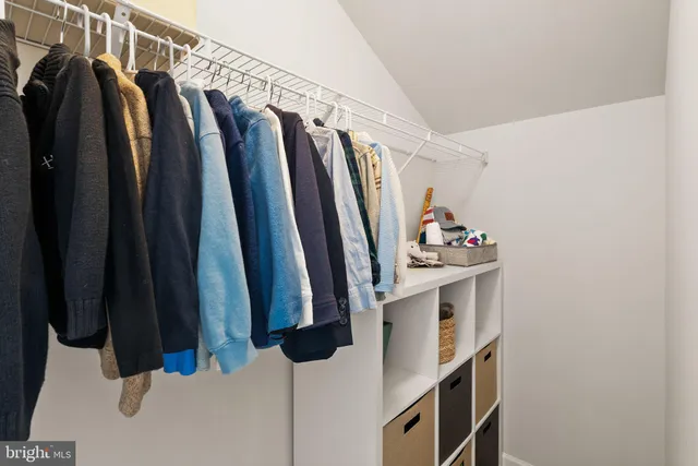 $800,000 | 2760 Cockspur Lane, Dumfries, VA 22026