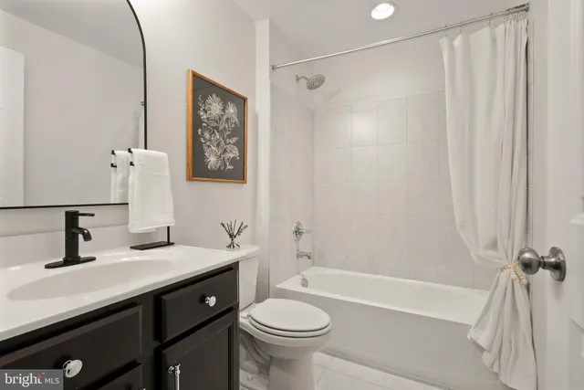 $800,000 | 2760 Cockspur Lane, Dumfries, VA 22026