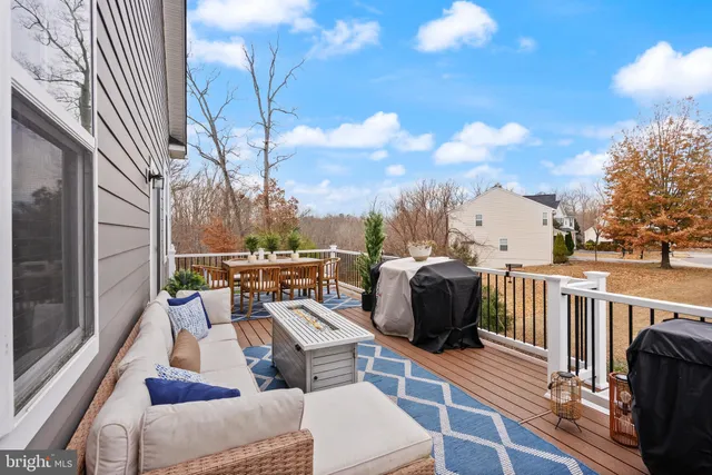 $800,000 | 2760 Cockspur Lane, Dumfries, VA 22026