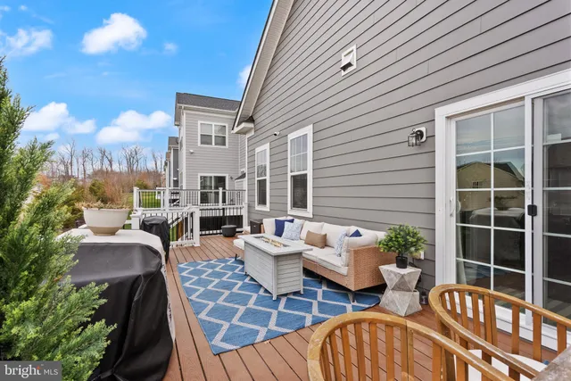 $800,000 | 2760 Cockspur Lane, Dumfries, VA 22026