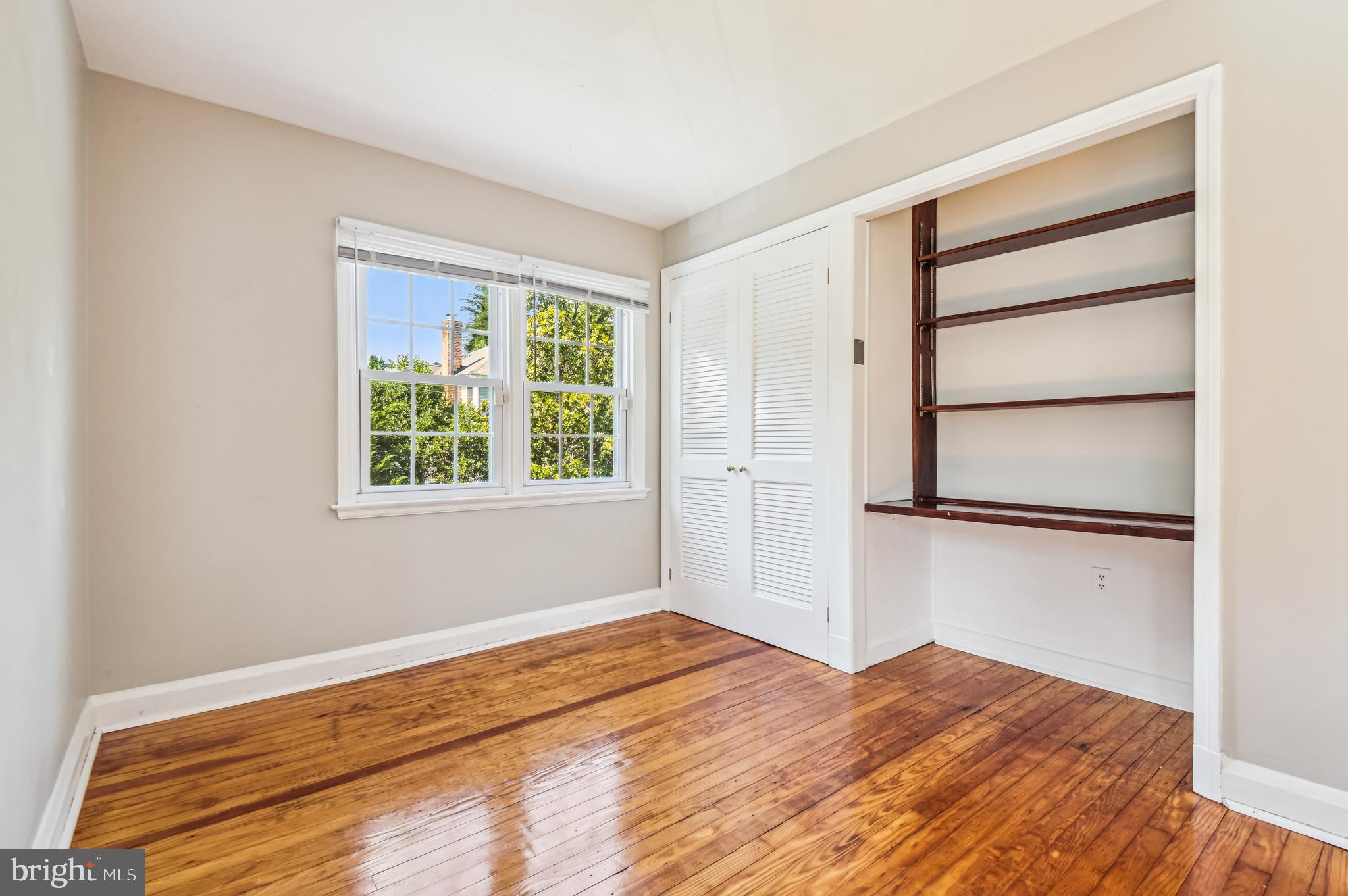 1402 Ruxton Road Baltimore, MD 21204 - Photo 23 of 32 Newly refinished wood floors