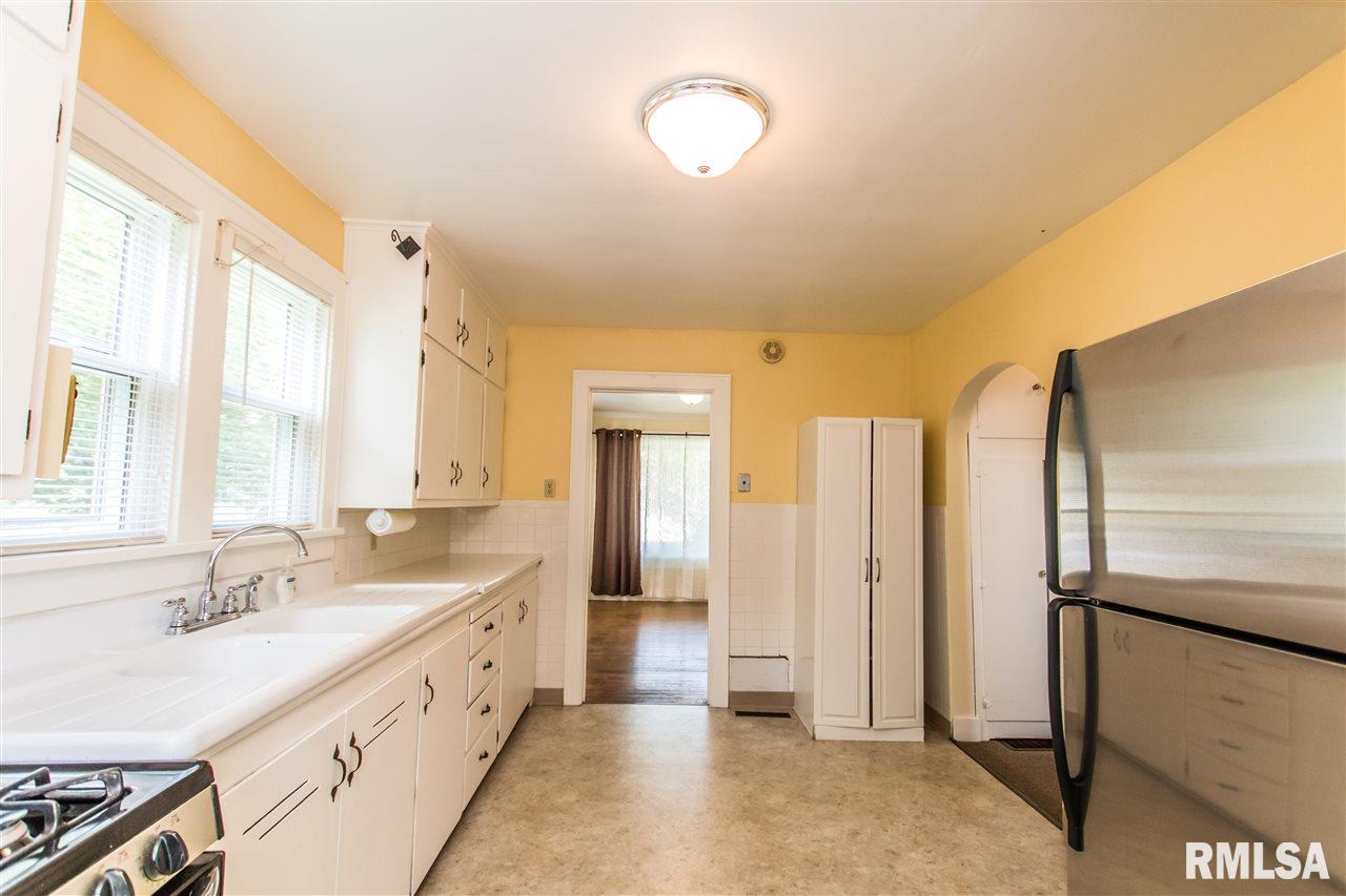 2311 Springfield Road East Peoria, IL 61611 - Photo 11 of 31 Gallery Image 11