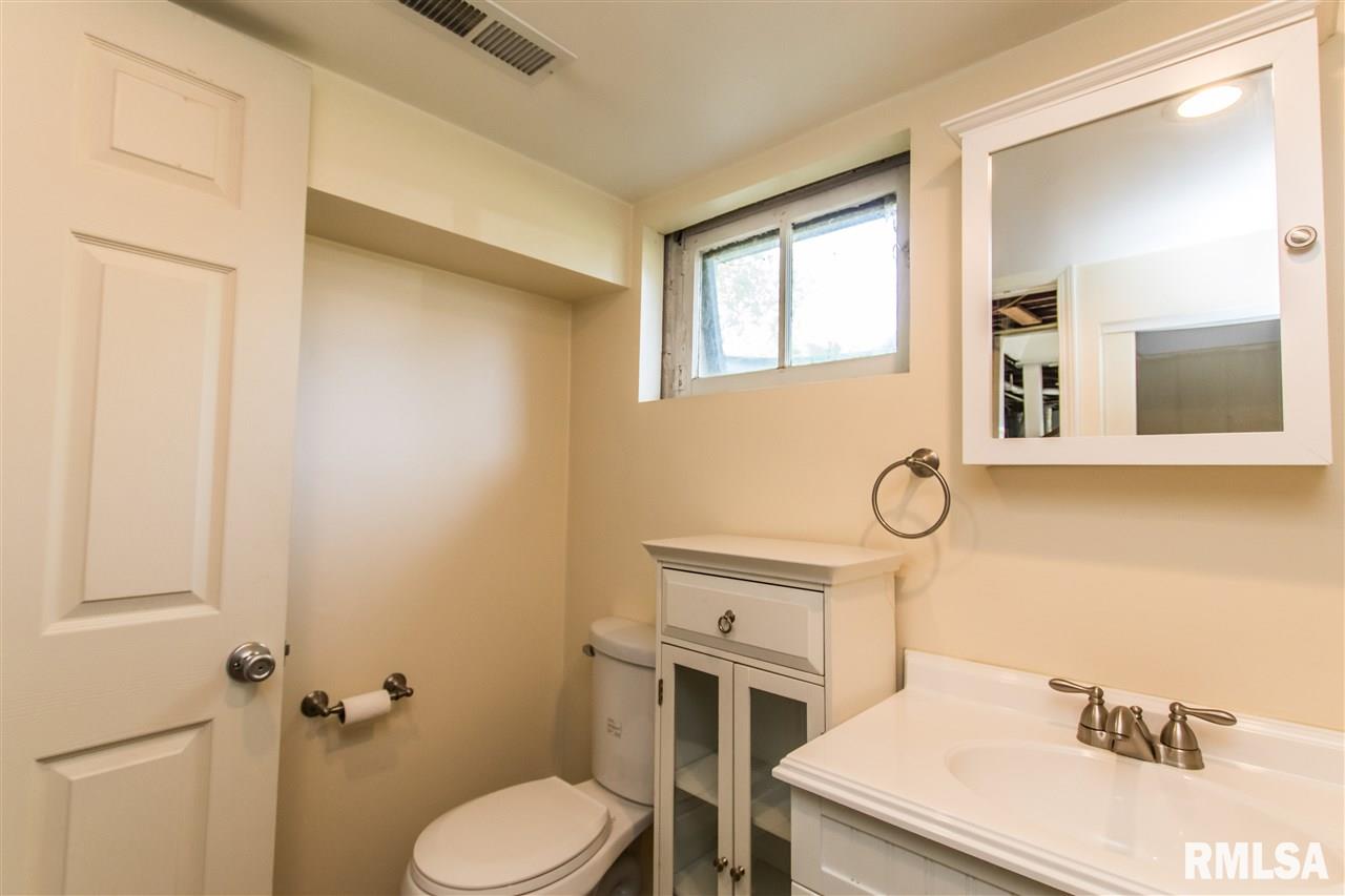 2311 Springfield Road East Peoria, IL 61611 - Photo 25 of 31 Gallery Image 25
