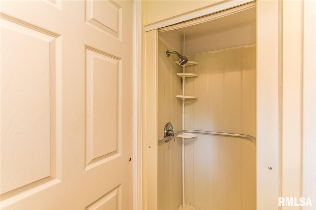2311 Springfield Road East Peoria, IL 61611 - Photo 26 of 31 Gallery Image 26