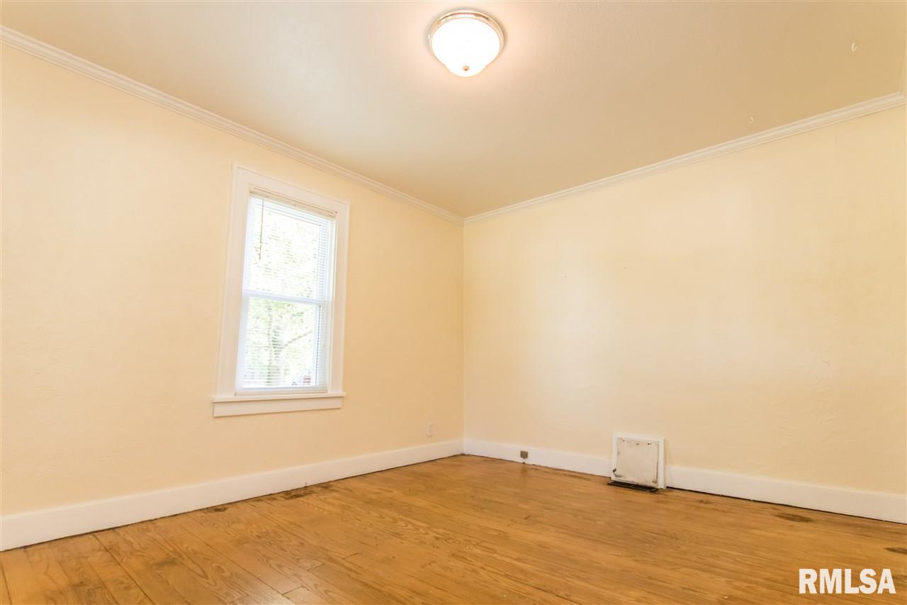 2311 Springfield Road East Peoria, IL 61611 - Photo 4 of 31 Gallery Image 4