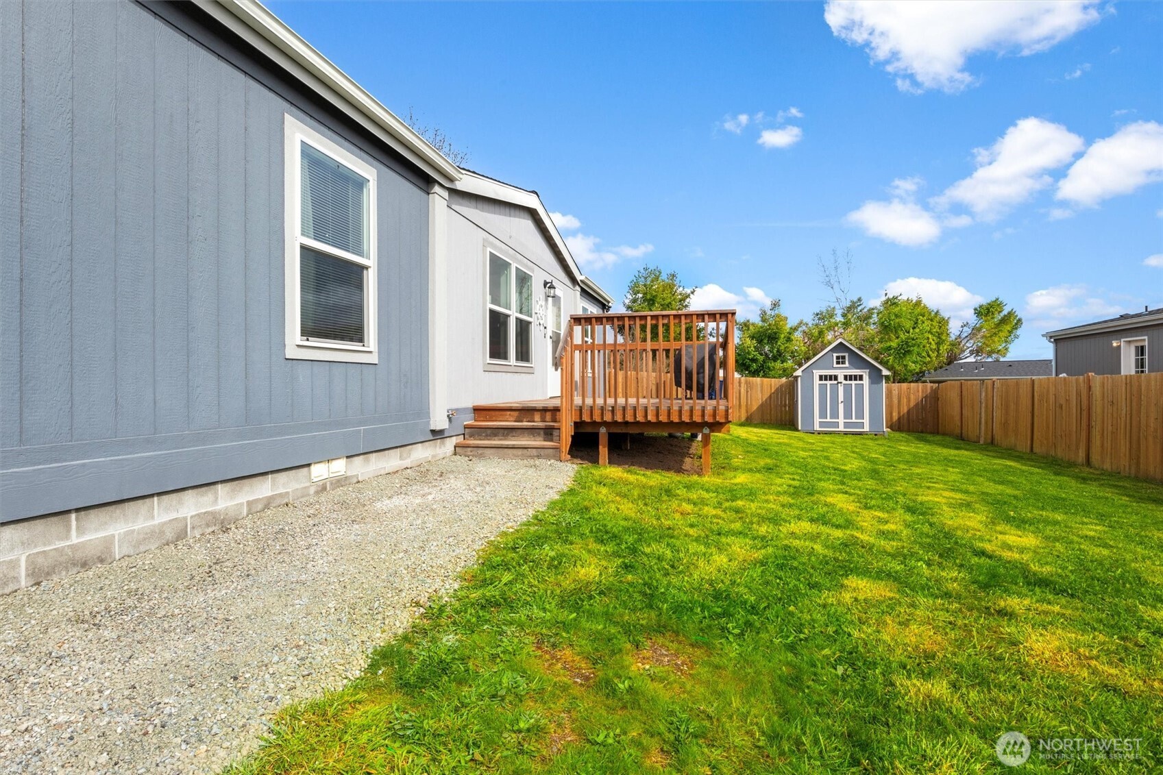 8490 Treevue Road Blaine, WA 98230 - Photo 2 of 21 Gallery Image 2