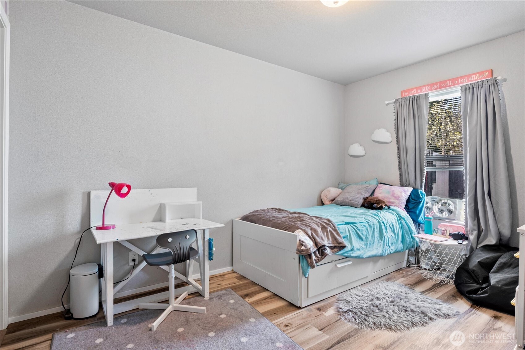 8490 Treevue Road Blaine, WA 98230 - Photo 10 of 21 Gallery Image 10