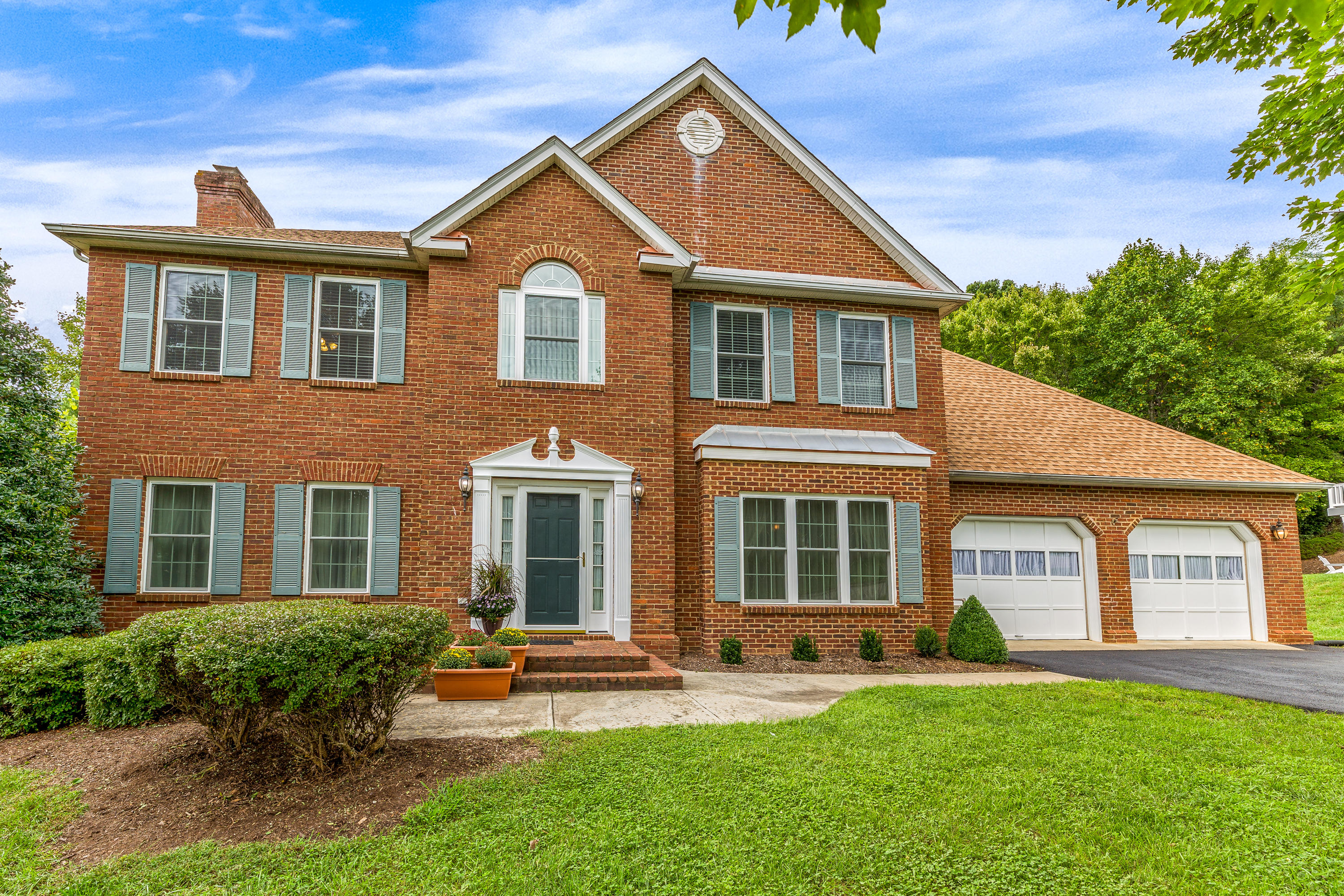 1416 Fieldgate Road Salem, VA 24153 - Photo 1 of 38 Listing Photo