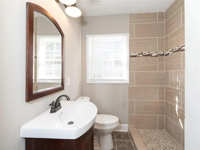 $1,770 | 2599 Eastwood Drive, Decatur, GA 30032