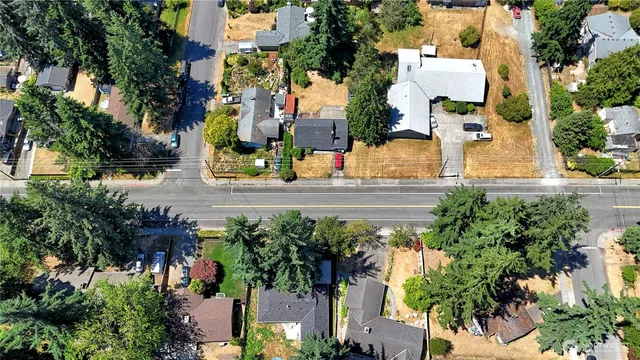 $3,900 | 22705 58th Avenue West, Mountlake Terrace, WA 98043