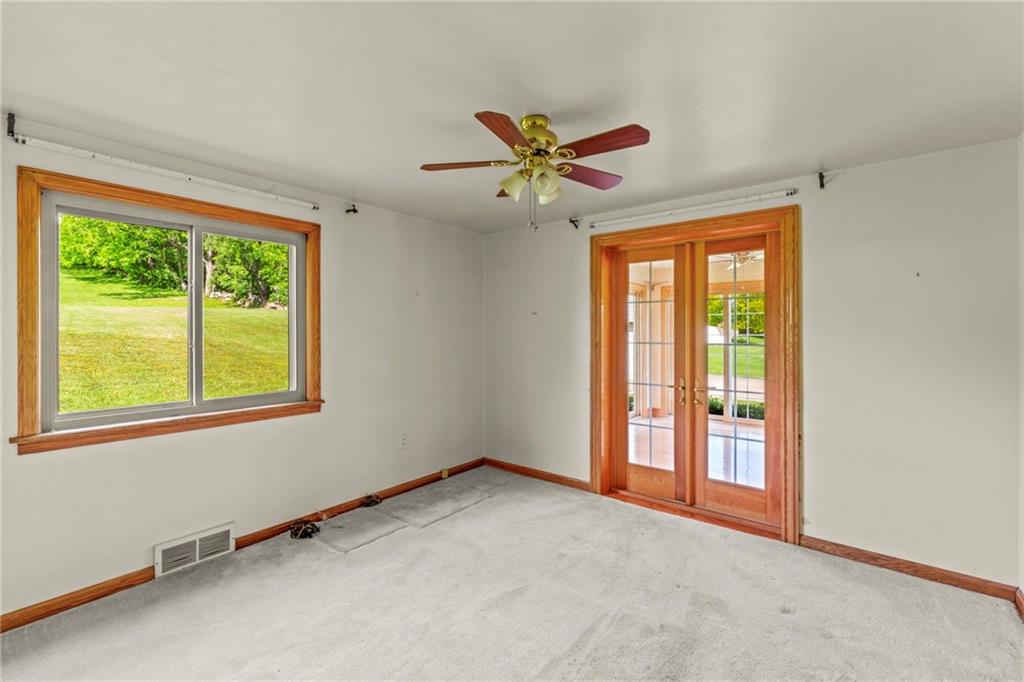 1484 Nine Eighty Road Canonsburg, PA 15317 - Photo 16 of 33 Main Floor Bedroom #2 1484 Nine Eighty Road