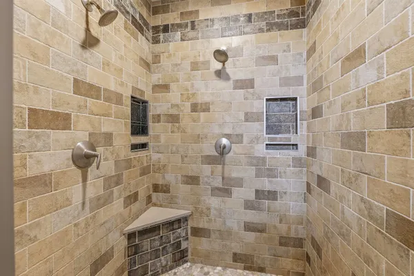 $679,900 | N6329 Tradewinds Circle, Beaver Dam, WI 53916