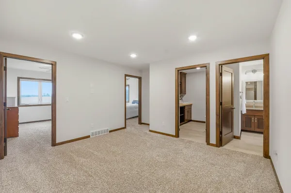 $679,900 | N6329 Tradewinds Circle, Beaver Dam, WI 53916